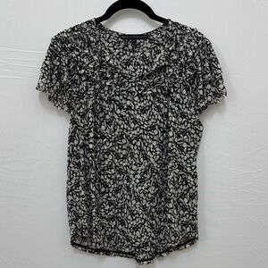 White House Black Market Mesh Notch Neck Butterfly Pattern Ecru/Black Blouse LP